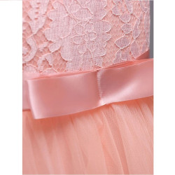 Kerintas roosa kleit väikestele printsessidele